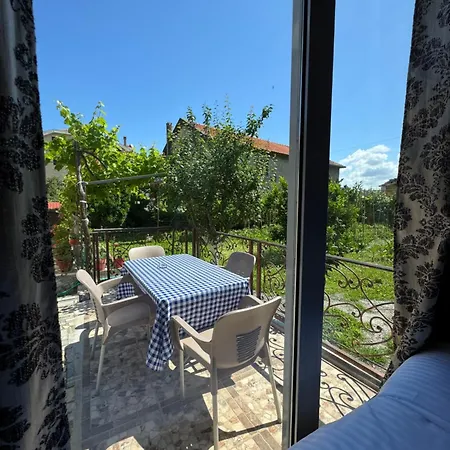 Guest house Bliss *